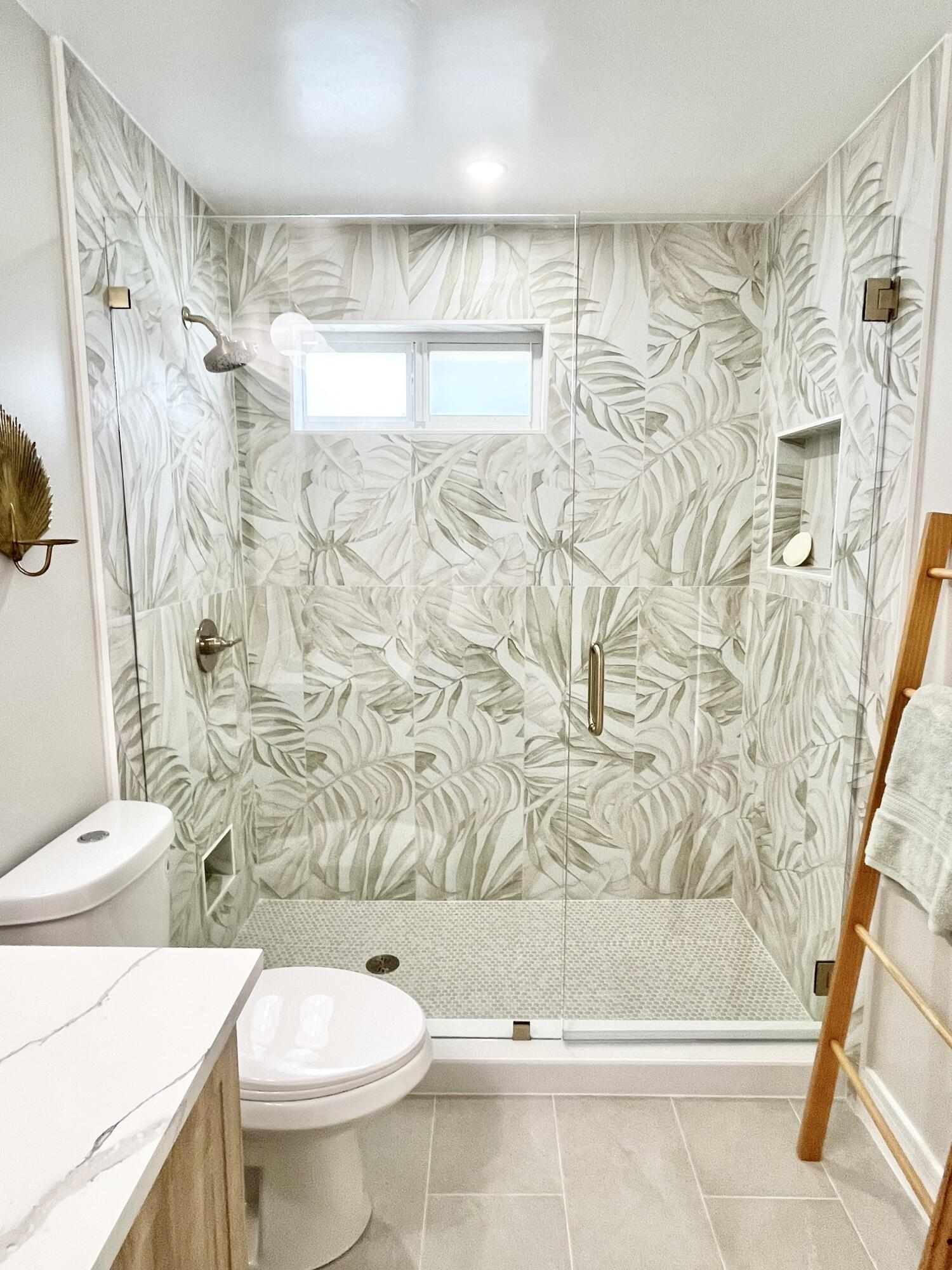 421 Southeast Edgewood Drive Stuart, FL 34996 - Photo 25 of 57 IMG_6920