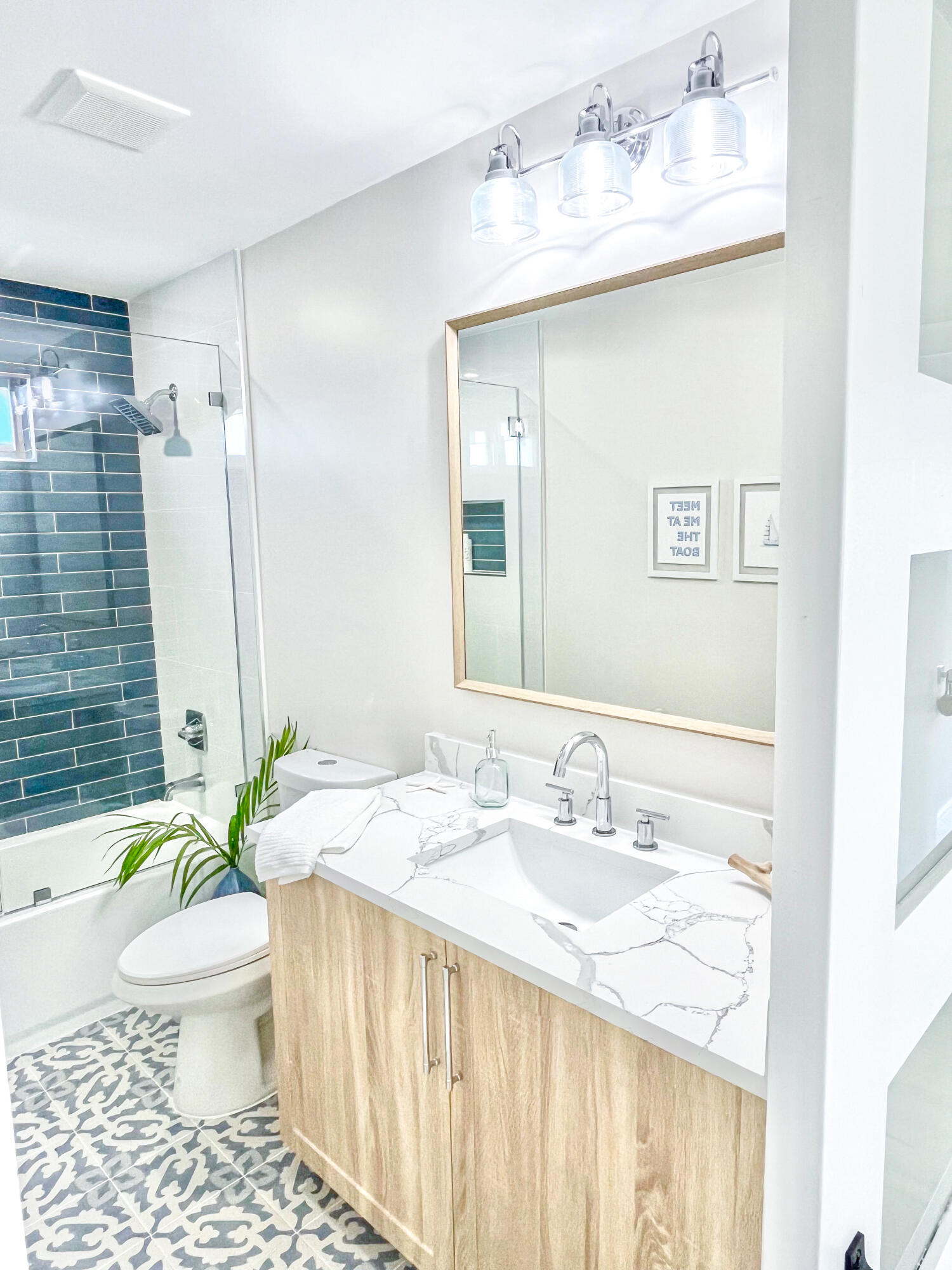 421 Southeast Edgewood Drive Stuart, FL 34996 - Photo 29 of 57 DCECE83A-9452-4C82-979B-8B8A83750026