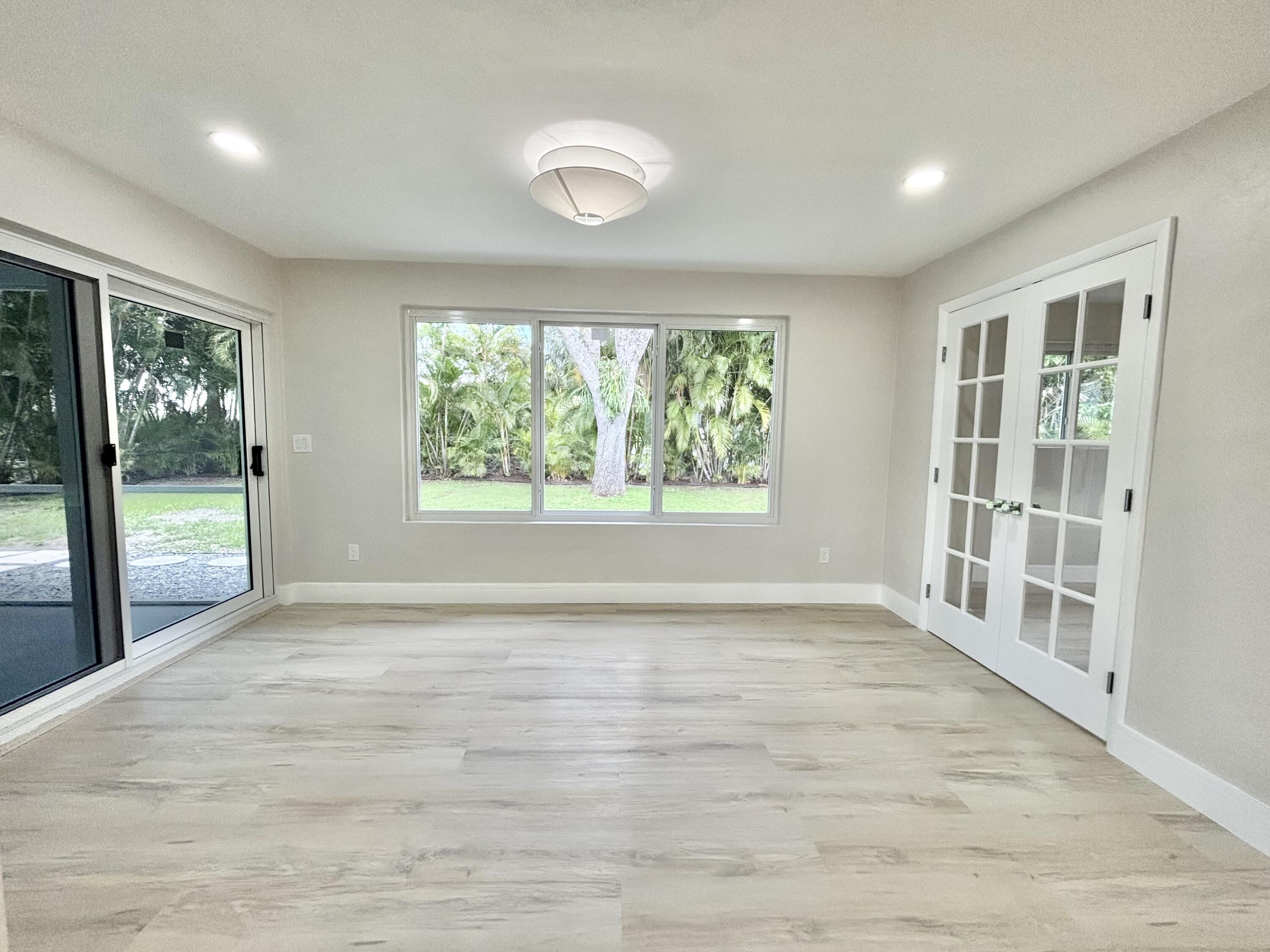 421 Southeast Edgewood Drive Stuart, FL 34996 - Photo 36 of 57 IMG_0276