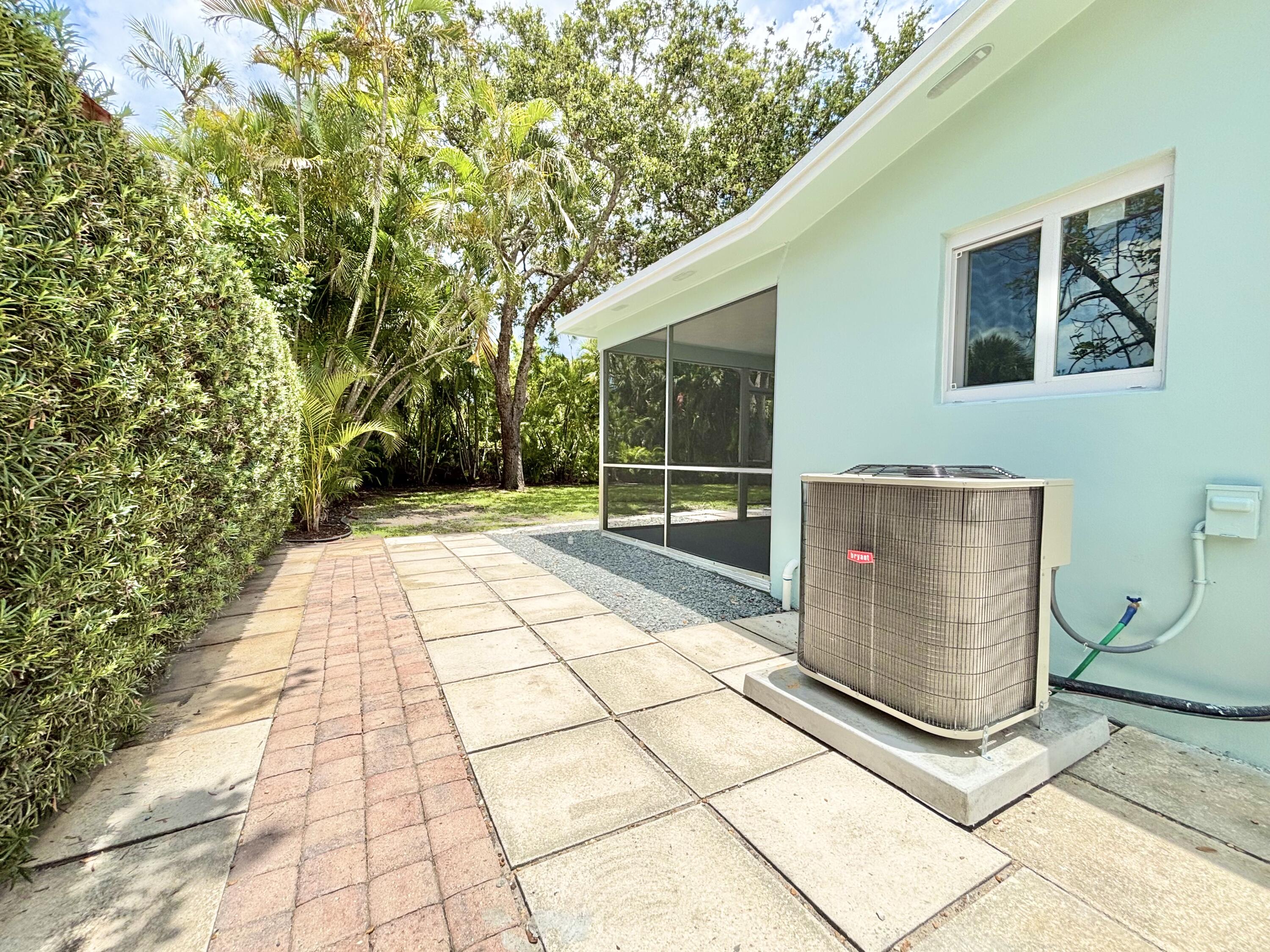 421 Southeast Edgewood Drive Stuart, FL 34996 - Photo 46 of 57 IMG_0336