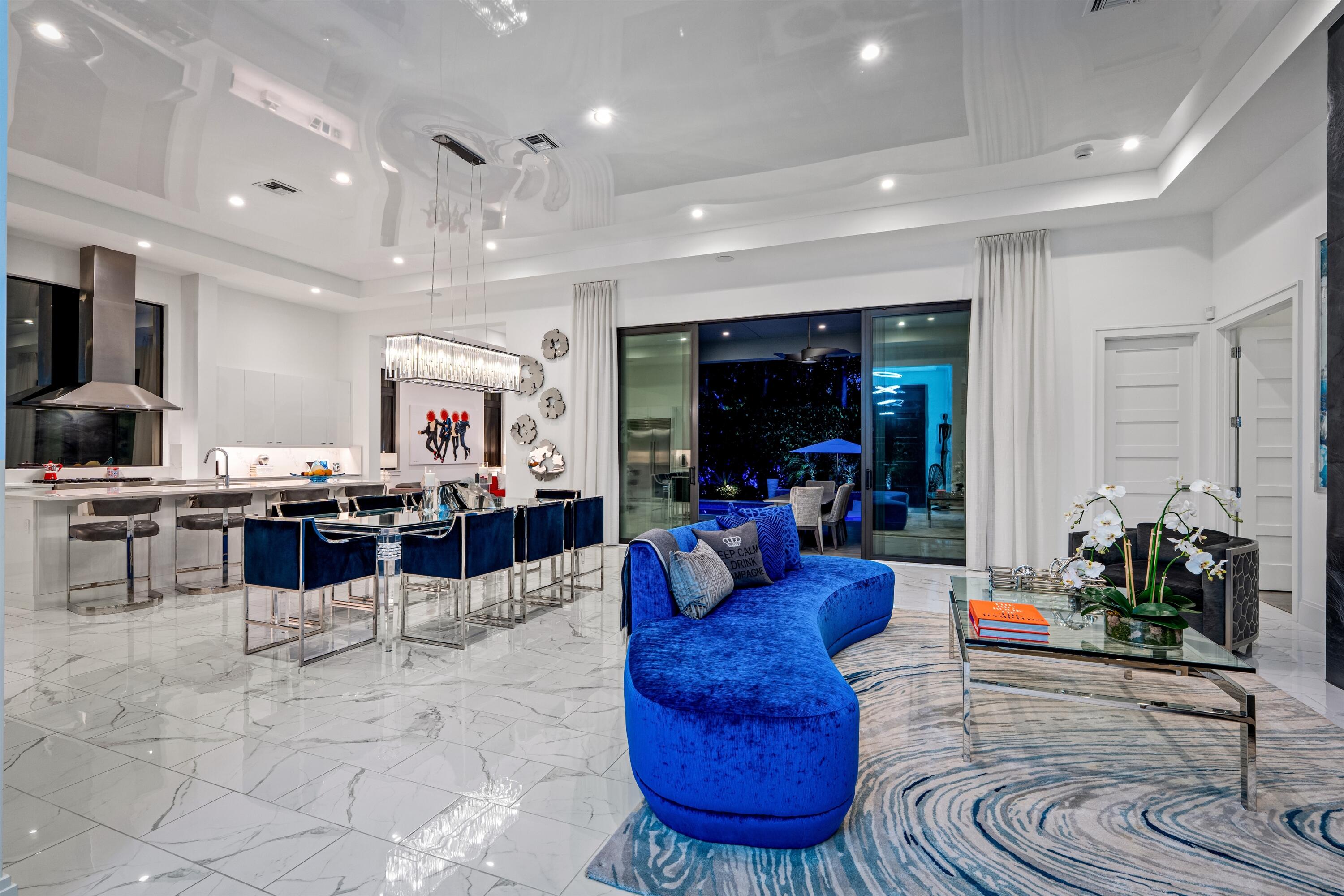 904 Northwest 2nd Street Boca Raton, FL 33486 - Photo 11 of 41 LIVING_ROOM_ANGLE_LEFT_TWILIGHT