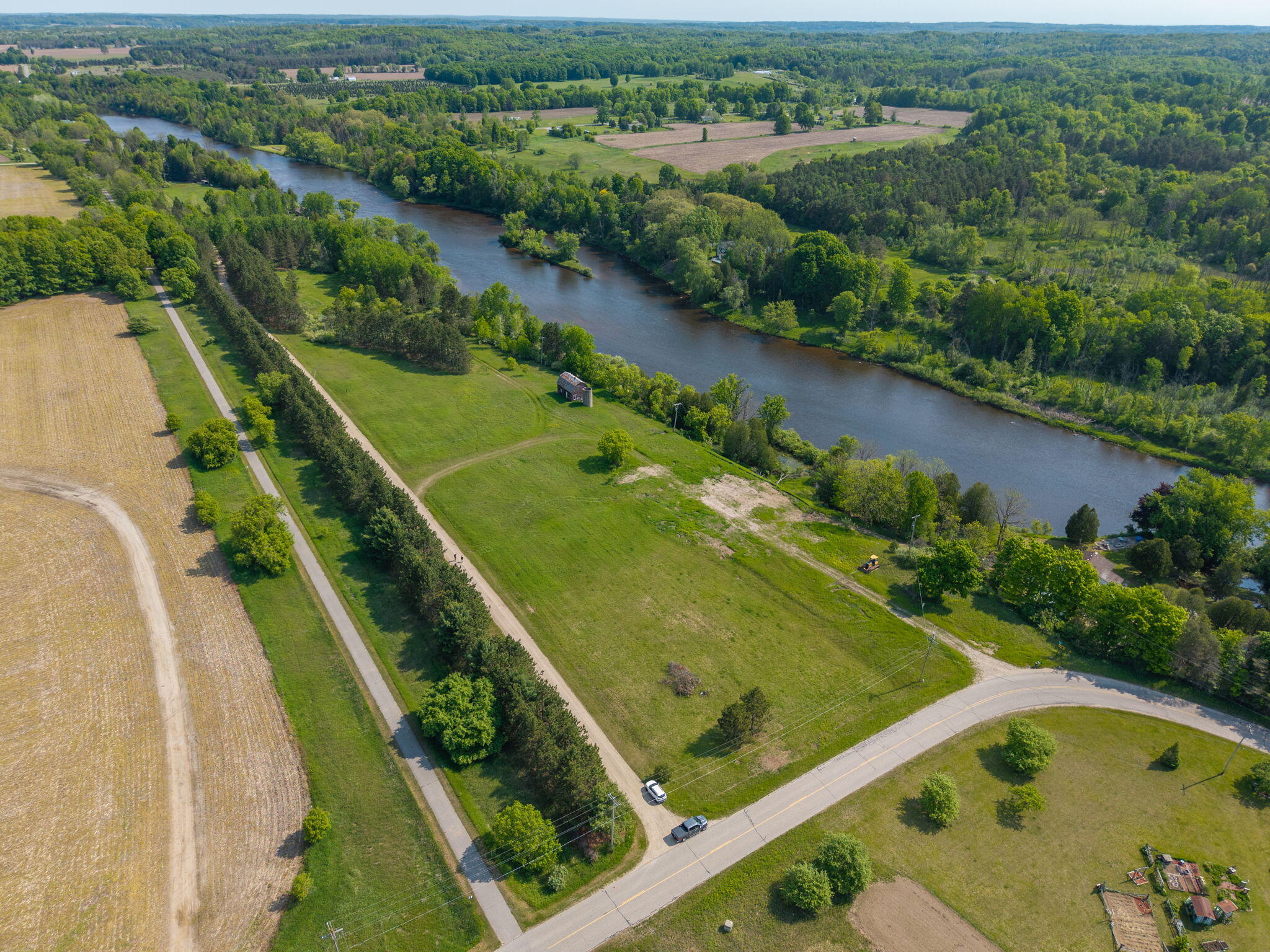 19600 Davison Road Paris, MI 49338 - Photo 2 of 9 2-web-or-mls-DJI_20250602223536_0993_D