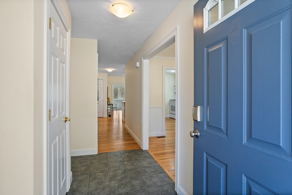 86 Summer Road, Unit 86 Boxborough, MA 01719 - Photo 3 of 41