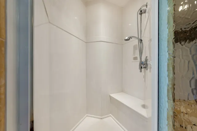 $1,299,900 | 122 Creekside Lane, Woodbury, TN 37190