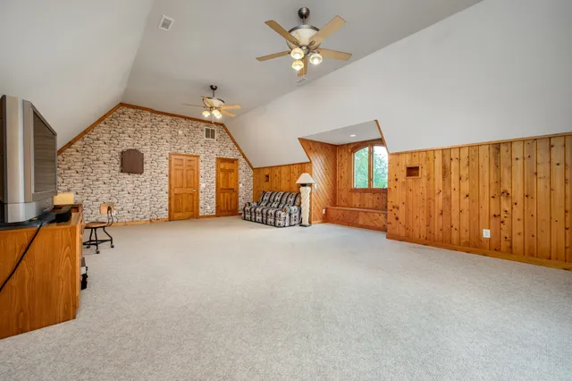 $1,299,900 | 122 Creekside Lane, Woodbury, TN 37190