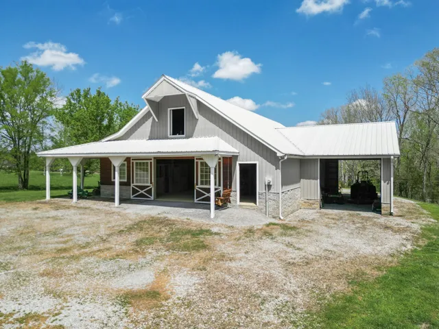 $1,299,900 | 122 Creekside Lane, Woodbury, TN 37190