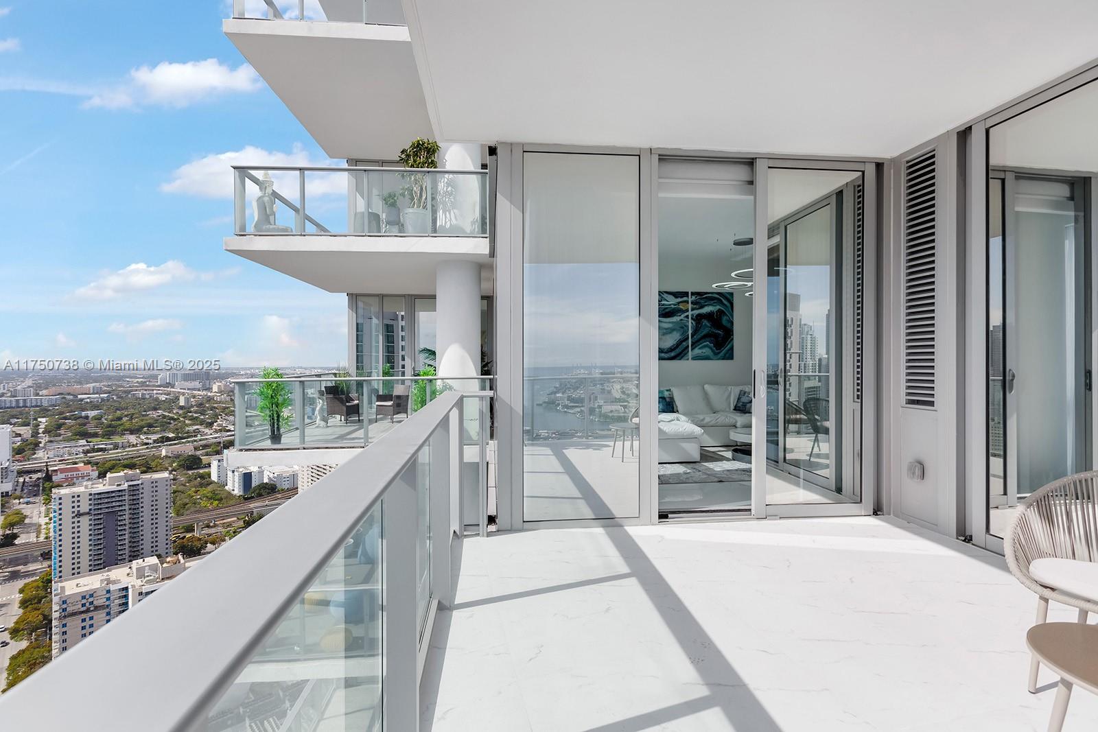851 Northeast 1st Avenue, Unit 3611 Miami, FL 33132 - Photo 8 of 23 a view of balcony and patio