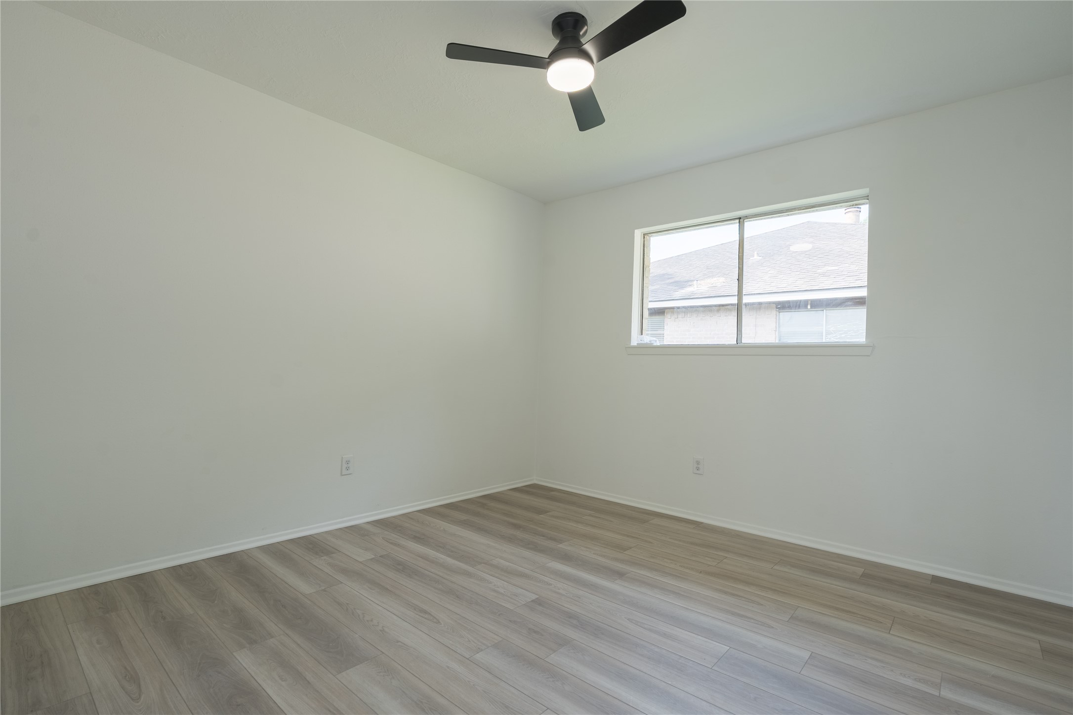 6023 Knotty Post Lane Spring, TX 77373 - Photo 14 of 32 Gallery Image 14
