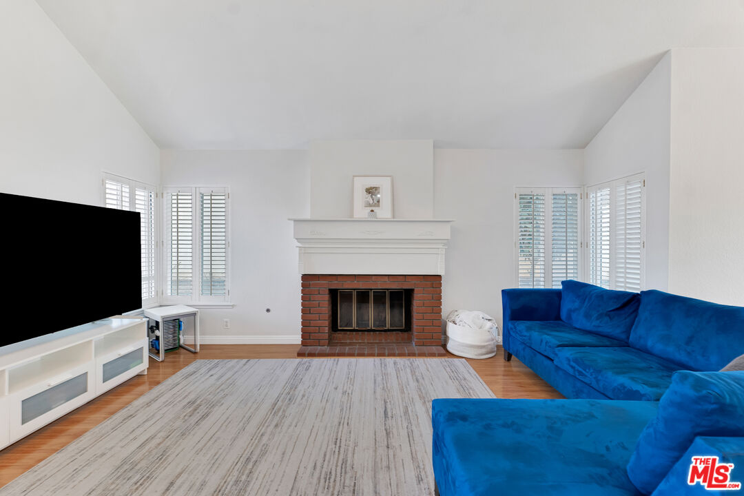 15 Oak Cliff Drive Phillips Ranch, CA 91766 - Photo 3 of 47