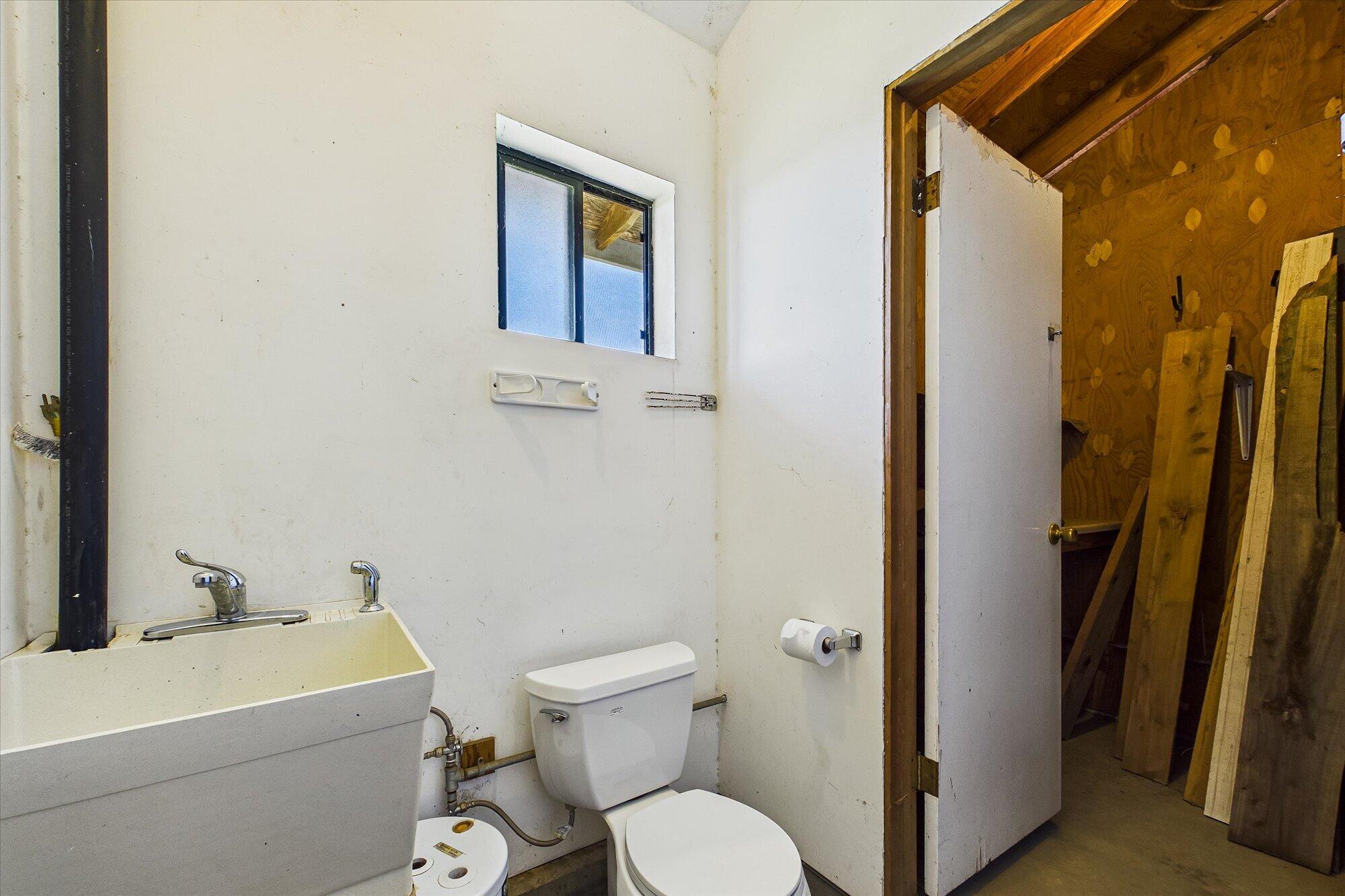 255 Hillcrest Road Loleta, CA 95551 - Photo 101 of 105 101-255 Hillcrest Road-184