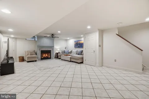 a large white room with entryway