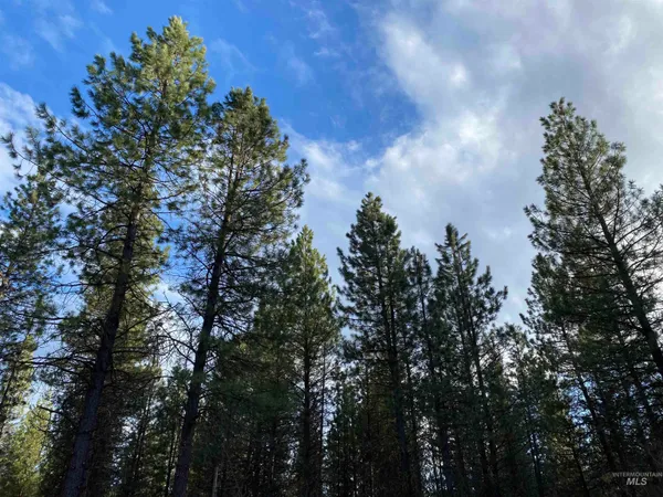 $199,999 | 12 Woods Lane, Boise, ID 83716