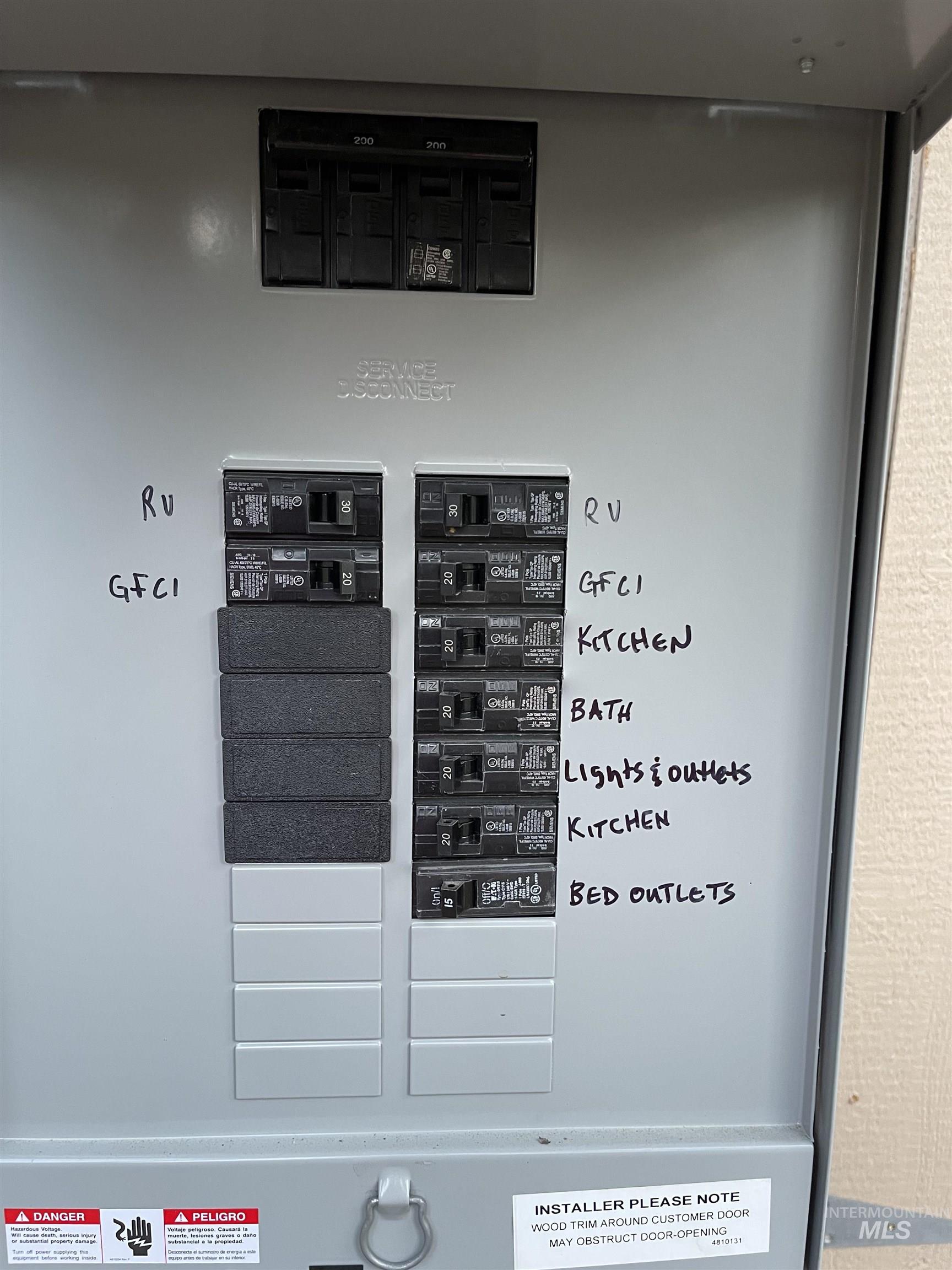 12 Woods Lane Boise, ID 83716 - Photo 5 of 9 Detailed view of electric panel