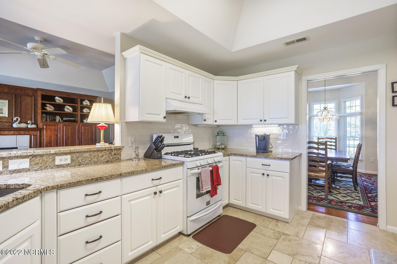 422 Shoreline Drive Cedar Point, NC 28584 - Photo 21 of 75 21_IMG_8577_mls