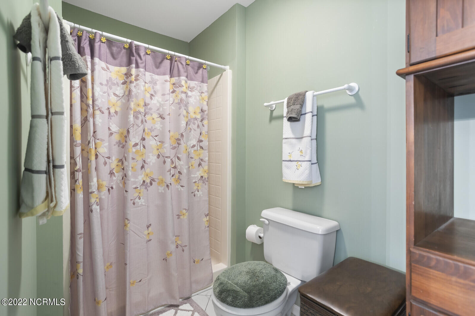 422 Shoreline Drive Cedar Point, NC 28584 - Photo 33 of 75 33_IMG_8610_mls