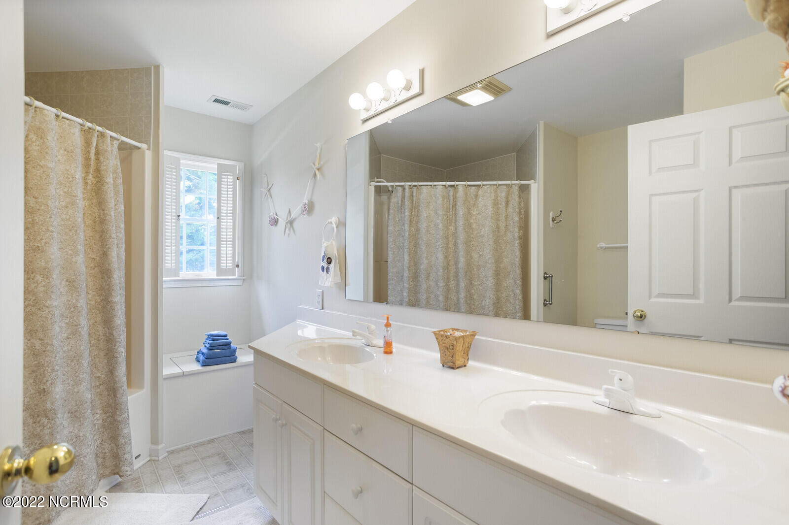 422 Shoreline Drive Cedar Point, NC 28584 - Photo 40 of 75 40_IMG_8631_mls