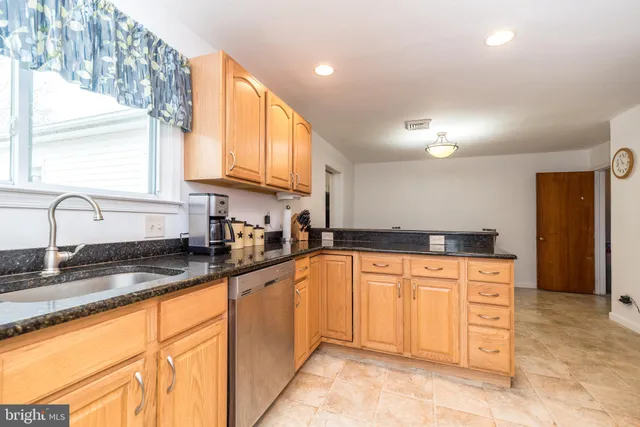 $450,000 | 987 Jacks Lane, Lansdale, PA 19446