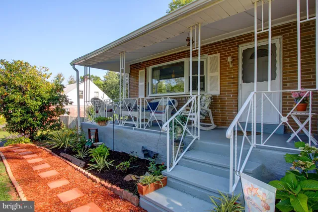 $450,000 | 987 Jacks Lane, Lansdale, PA 19446