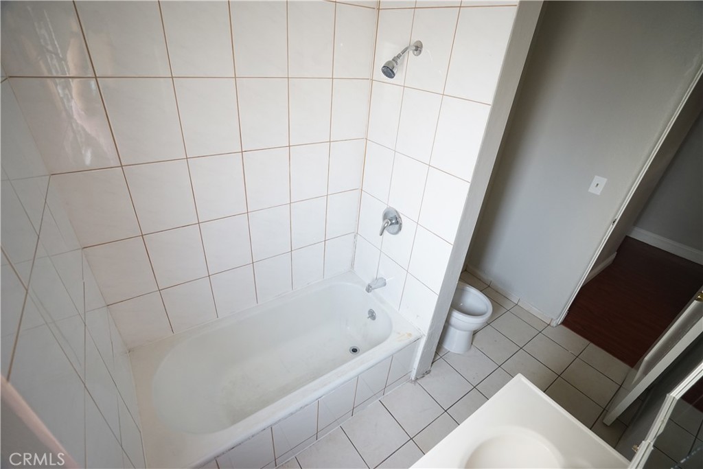 1336 Elm Street, Unit 2 Alhambra, CA 91803 - Photo 25 of 36