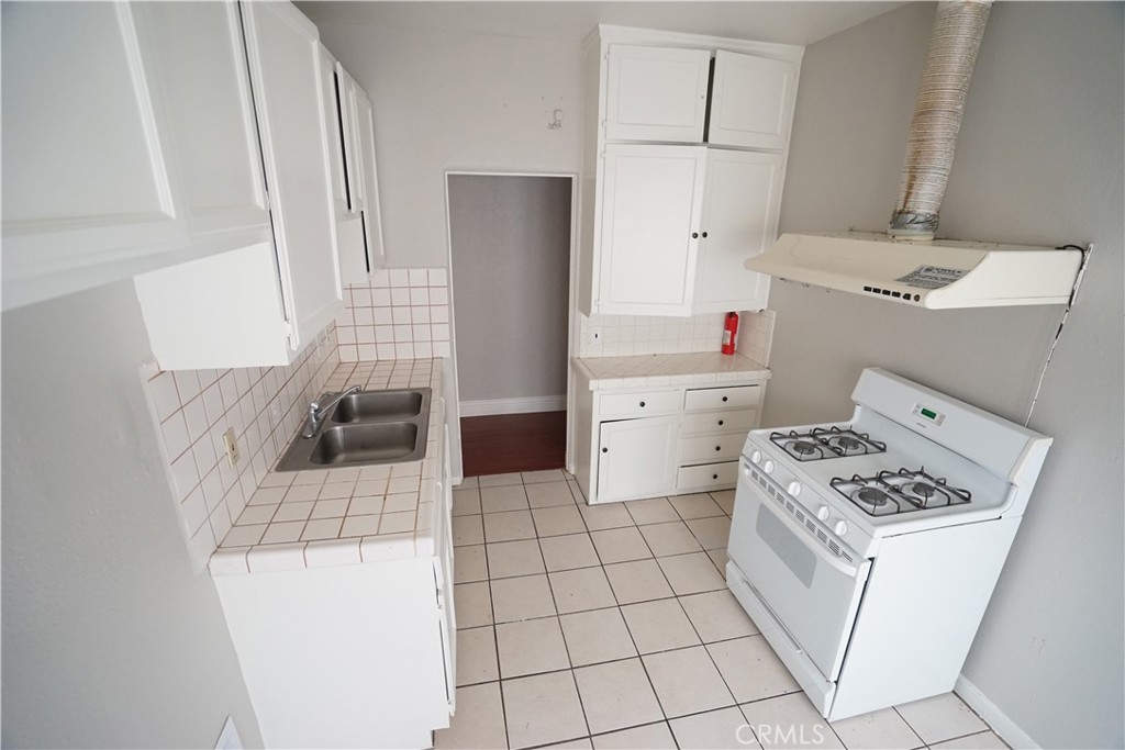 1336 Elm Street, Unit 2 Alhambra, CA 91803 - Photo 6 of 26