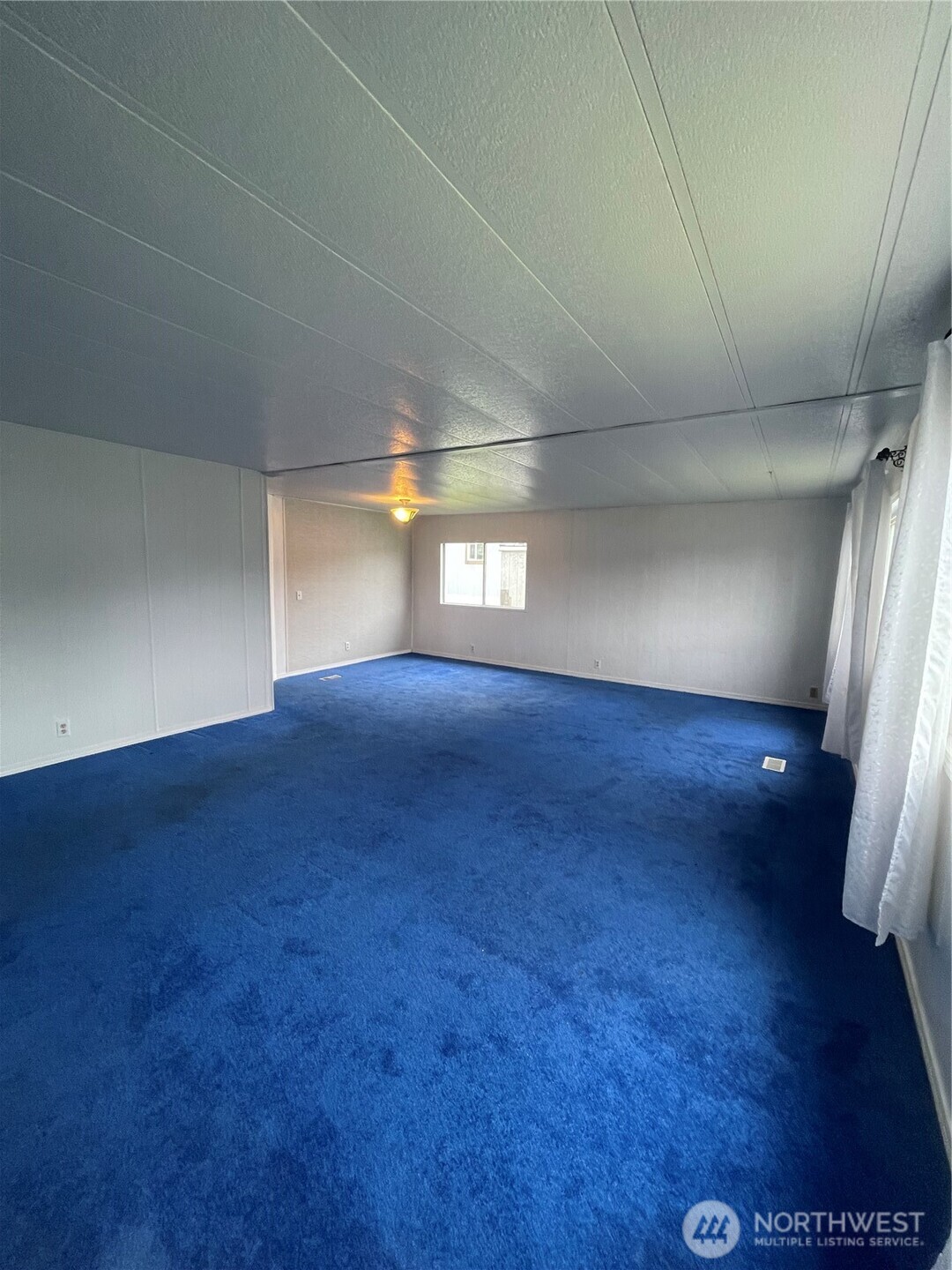 1050 Howard Street, Unit 10 Raymond, WA 98577 - Photo 3 of 18