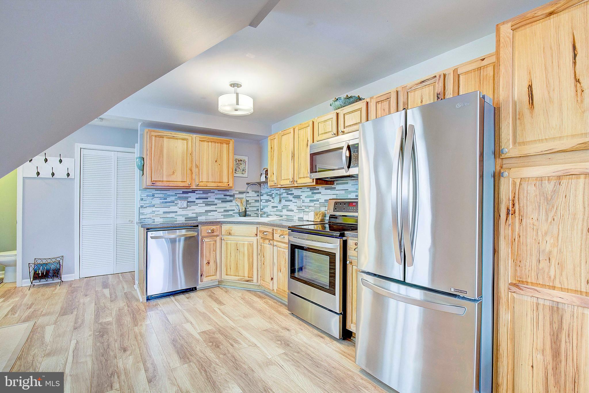 718 Shore Road Severna Park, MD 21146 - Photo 13 of 49 Stainless Steel Appliances