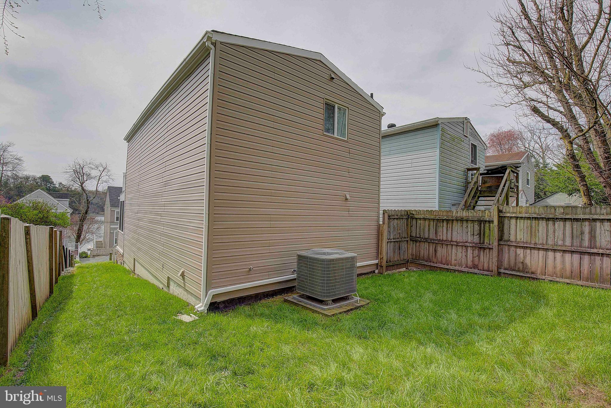 718 Shore Road Severna Park, MD 21146 - Photo 33 of 49 Storage Shed