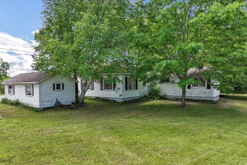 4 Varney Point Road Gilford, NH 03249 - Photo 2 of 60
