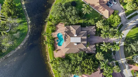 $2,300,000 | 2753 West Stonebrook Circle, Davie, FL 33330