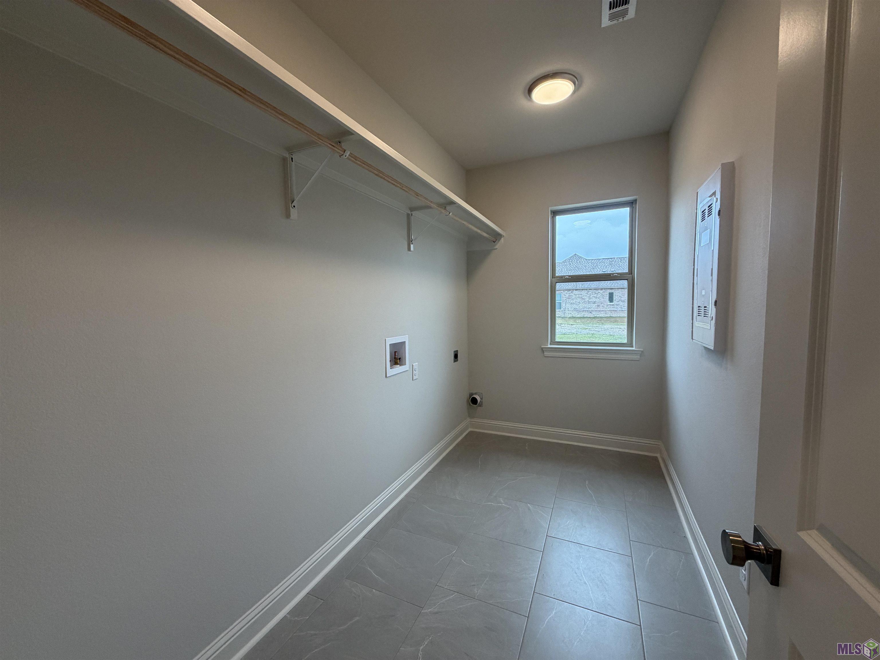 21563 Yellow Fin Drive Springfield, LA 70462 - Photo 14 of 51