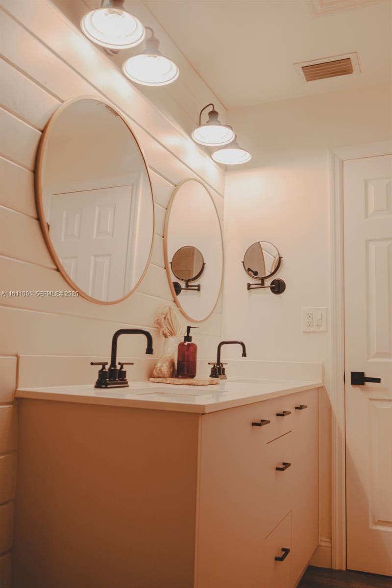 7705 Northwest 178th Street, Unit 7705 Hialeah, FL 33015 - Photo 15 of 25