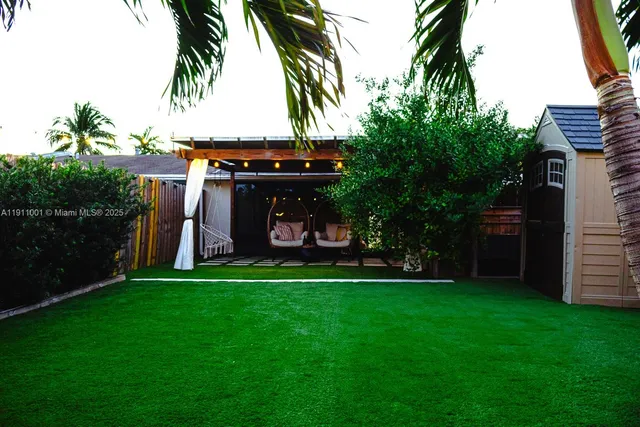 $425,000 | 7705 Northwest 178th Street, Unit 7705, Hialeah, FL 33015