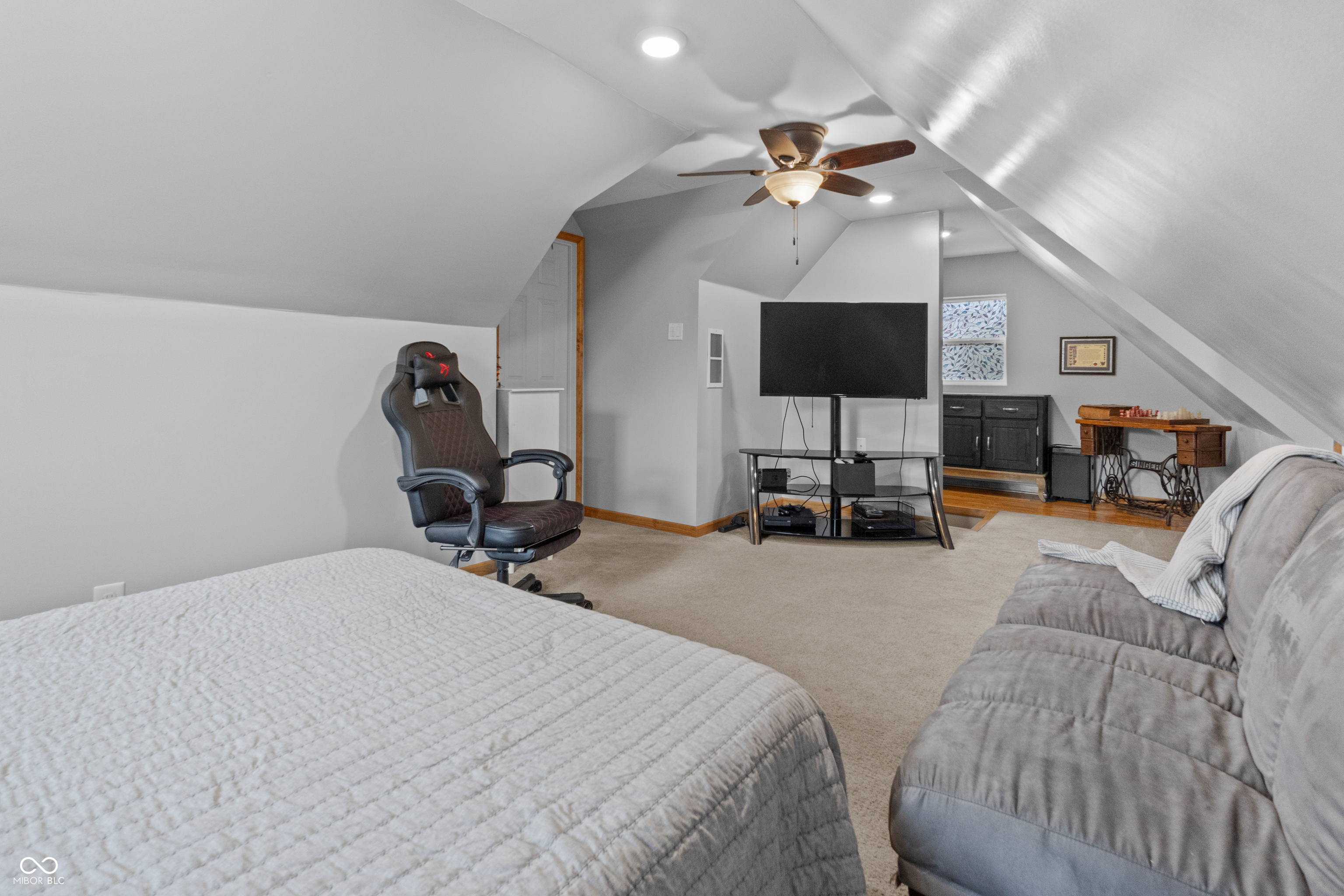 990 Wilson Way Franklin, IN 46131 - Photo 38 of 48