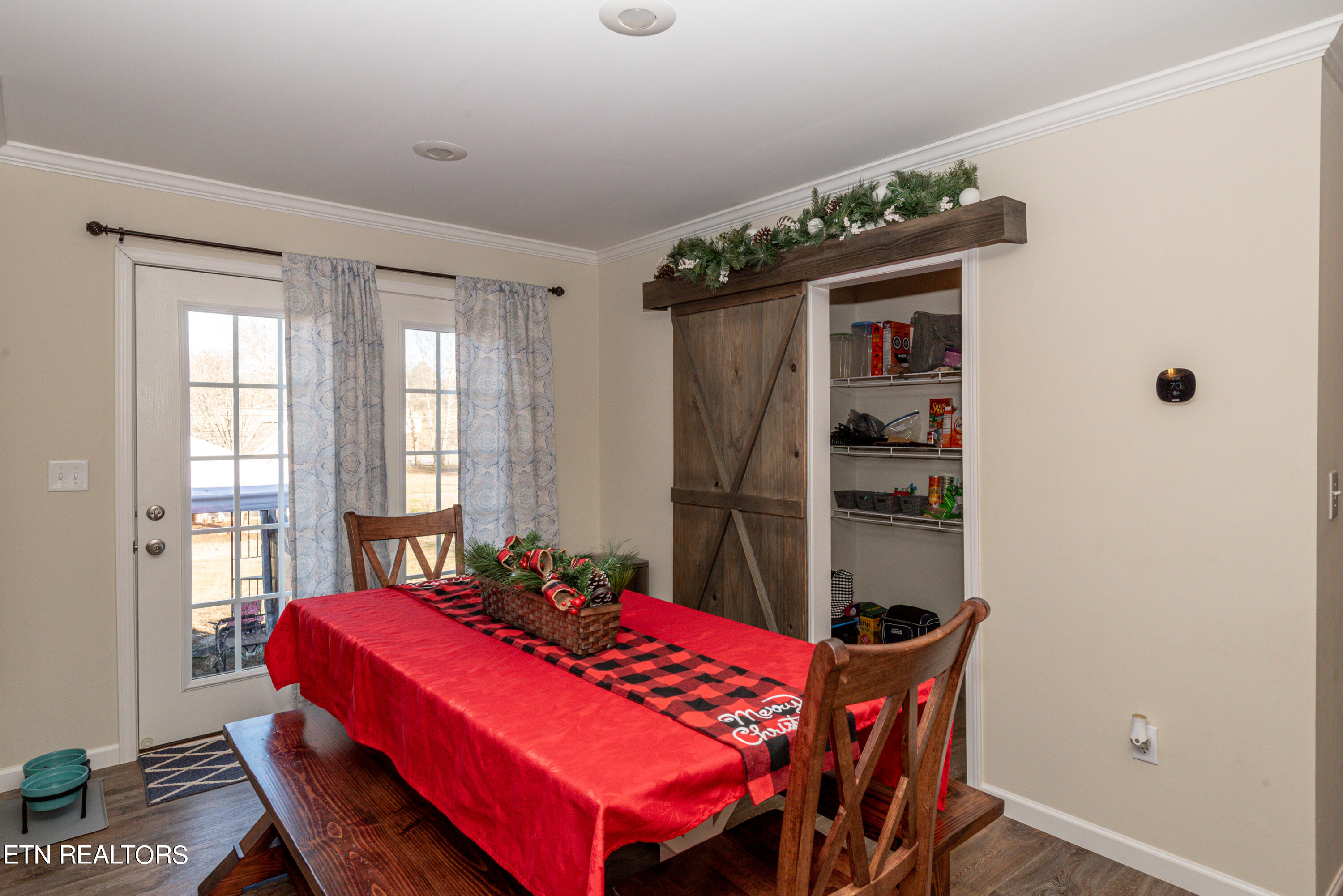 10266 Meadow Road West Greenback, TN 37742 - Photo 8 of 23 DSC_1997