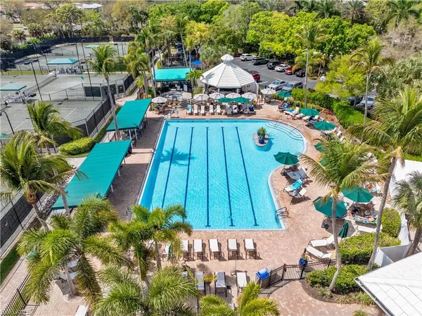 $495,000 | 1242 Silverstrand Drive, Naples, FL 34110