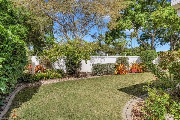 $495,000 | 1242 Silverstrand Drive, Naples, FL 34110