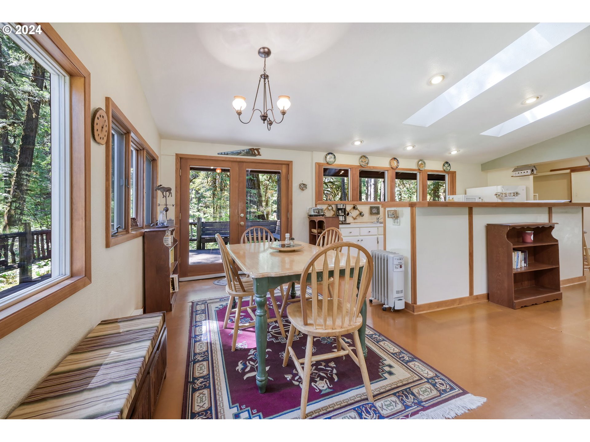 54822 King Road East Blue River, OR 97413 - Photo 8 of 33 Gallery Image 8