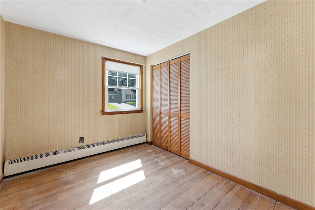 220 West Allen Ridge Road Springfield, MA 01118 - Photo 14 of 42