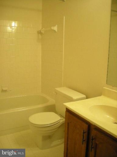 604 Sonata Way Silver Spring, MD 20901 - Photo 14 of 17 Full Bath with Ceramic Tile
