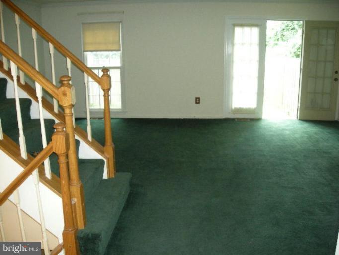 604 Sonata Way Silver Spring, MD 20901 - Photo 8 of 17 Spacous Living Room and Dining Area with plush w/w