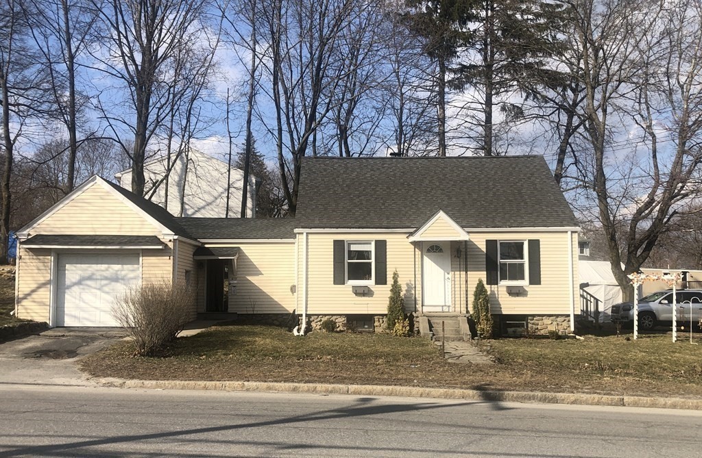 475 Sunderland Road Worcester, MA 01604 - Photo 1 of 37 Gallery Image 1