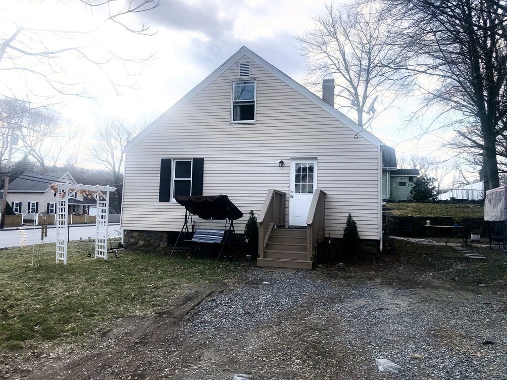 475 Sunderland Road Worcester, MA 01604 - Photo 28 of 37 Gallery Image 28
