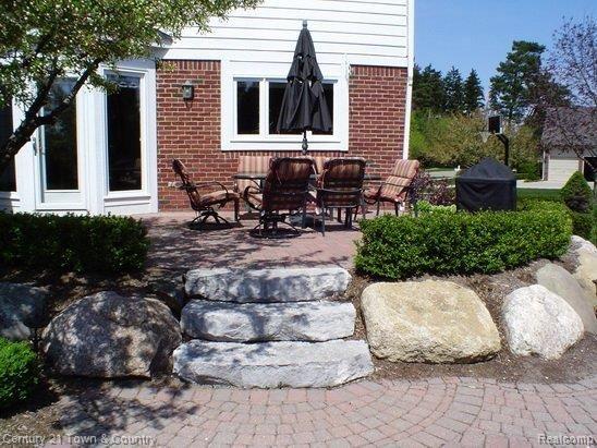 1158 Ridgeway Drive Rochester, MI 48307 - Photo 24 of 25 Patio