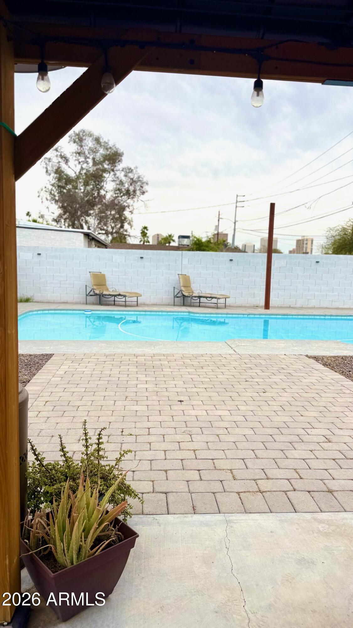 1109 West Indian School Road Phoenix, AZ 85013 - Photo 33 of 38 a view of a terrace view