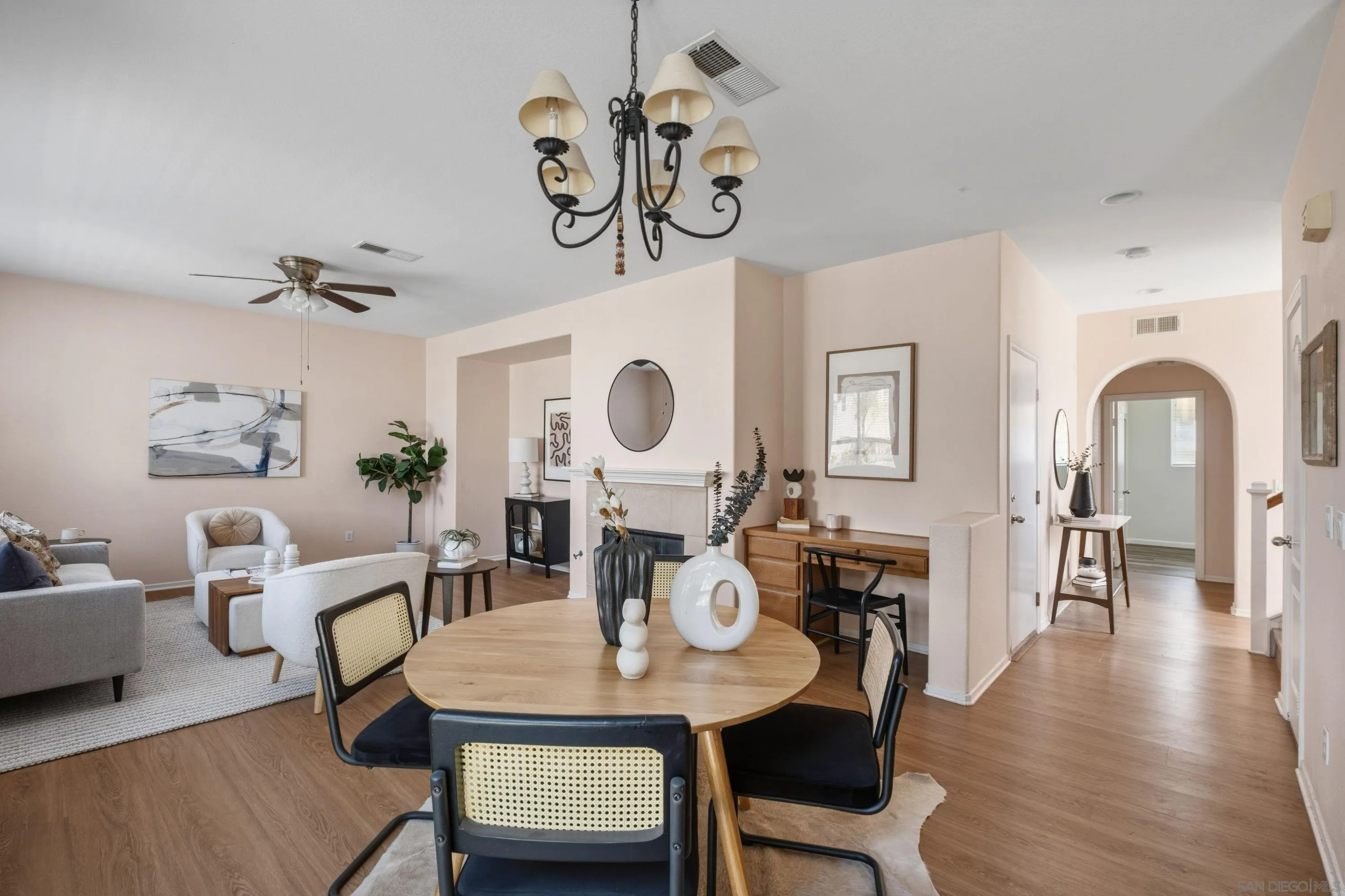 1438 Yellowstone Avenue Chula Vista, CA 91915 - Photo 4 of 27