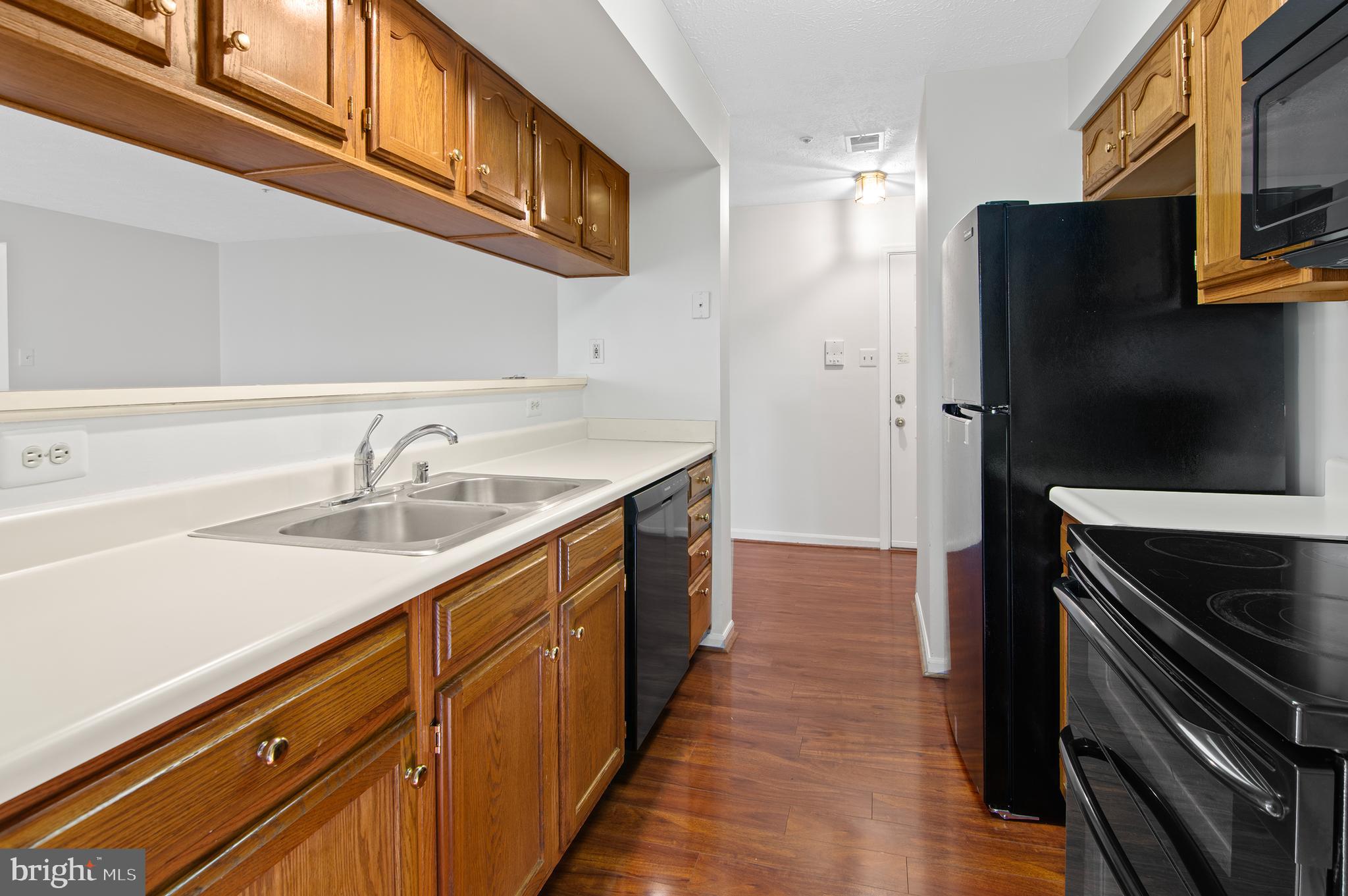 75 Laurel Path Court, Unit 4 Nottingham, MD 21236 - Photo 5 of 21 Laminate Floors