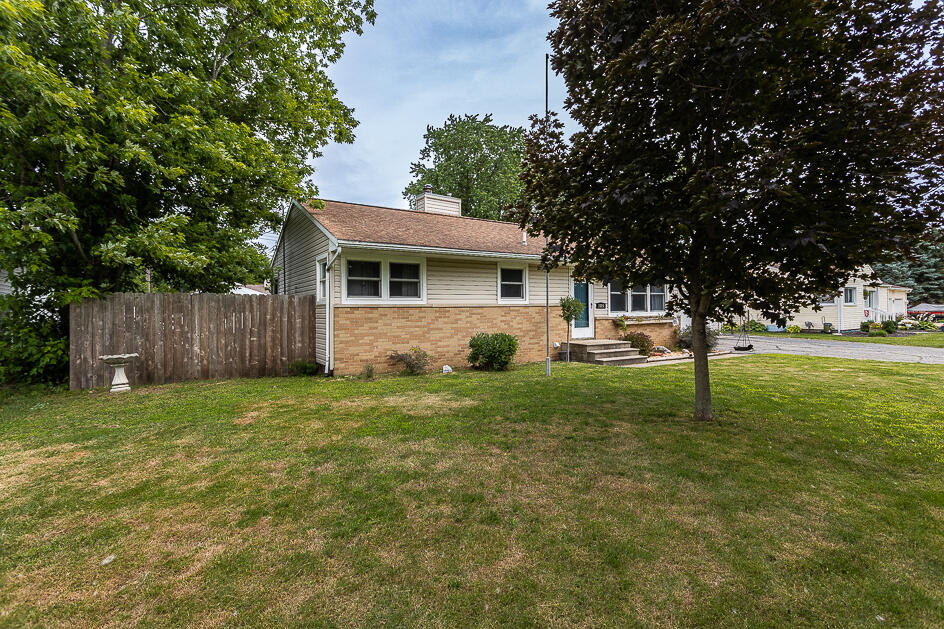1024 Morrill Road Jackson, MI 49201 - Photo 3 of 30 0N0A0608