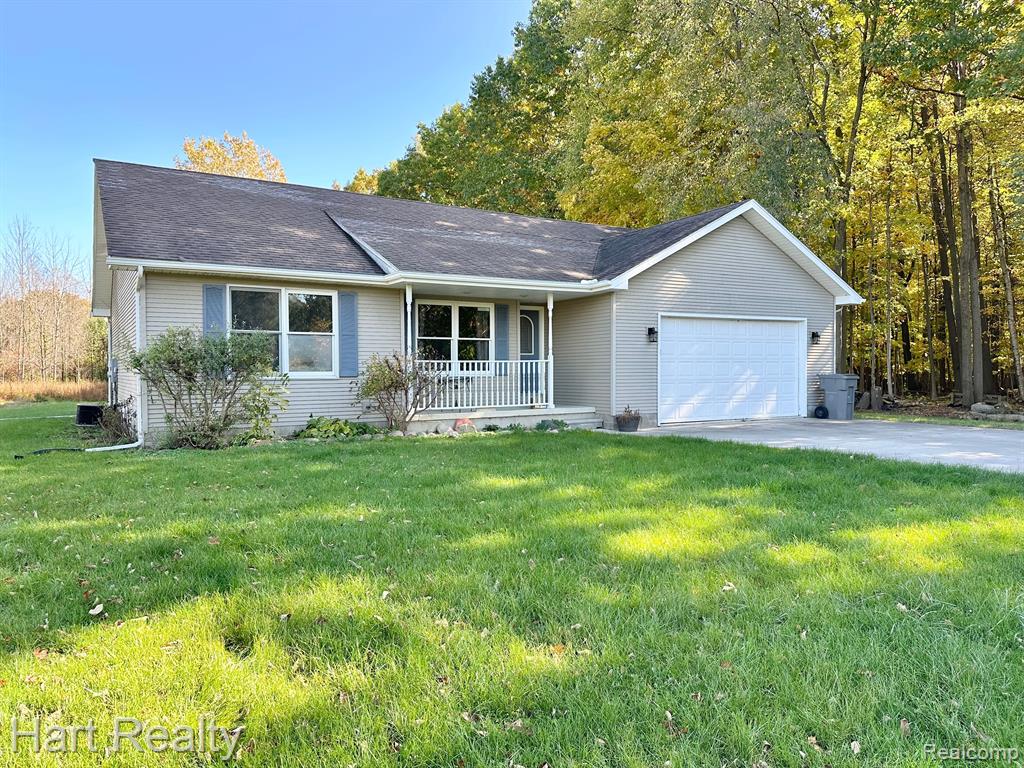 5102 Brown Road Avoca, MI 48006 - Photo 1 of 27