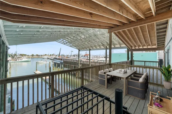 $899,000 | 318 West Cotter Avenue, Unit 2, Port Aransas, TX 78373