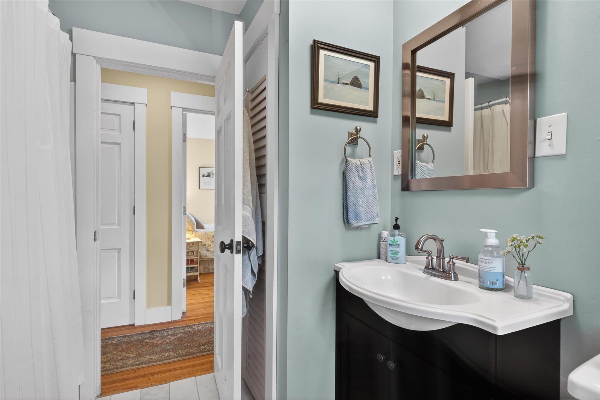 489 Tarbellville Road Mount Holly, VT 05730 - Photo 18 of 60